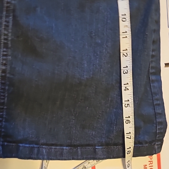 Croft & Barrow Blue Denim Skort size 6 - Picture 9 of 9